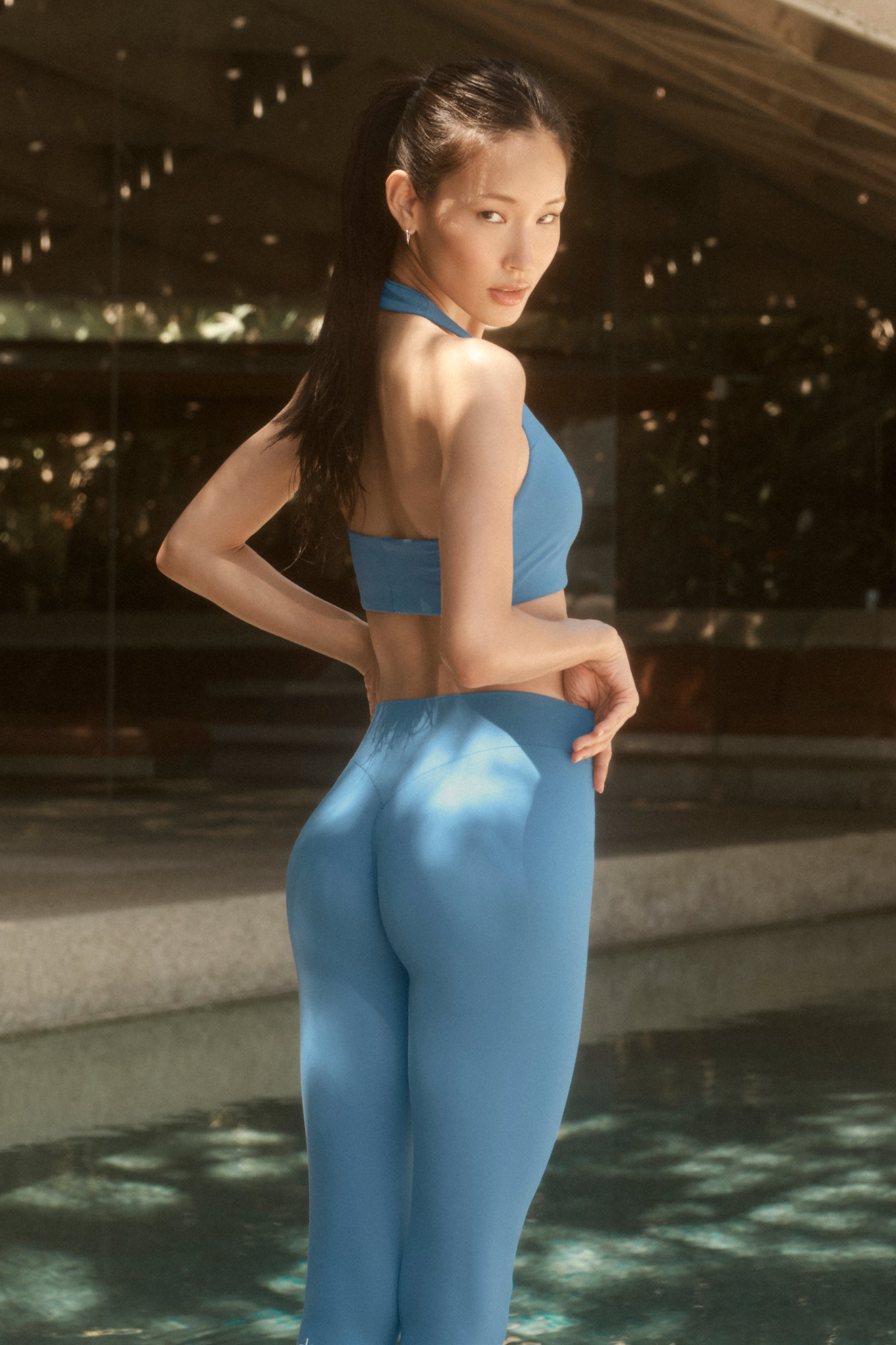 Alo Yoga ALO Softsculpt 7/8 Define Legging in California Blue
